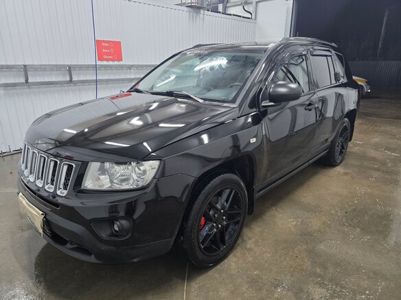 2012 Jeep Compass I Рестайлинг, чёрный, 1500000 рублей - вид 1