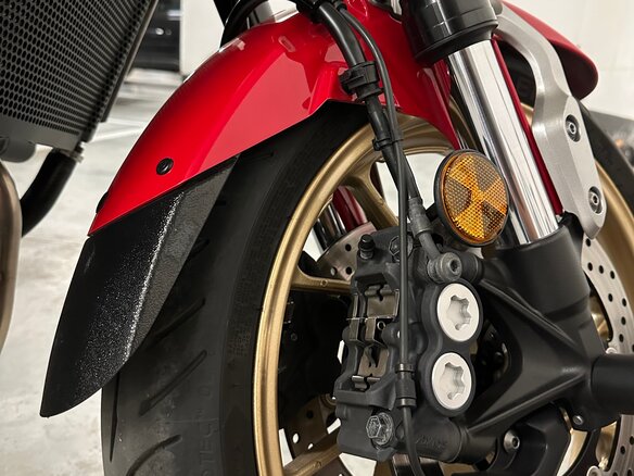 2020 Yamaha XSR900, белый, 900000 рублей - вид 4
