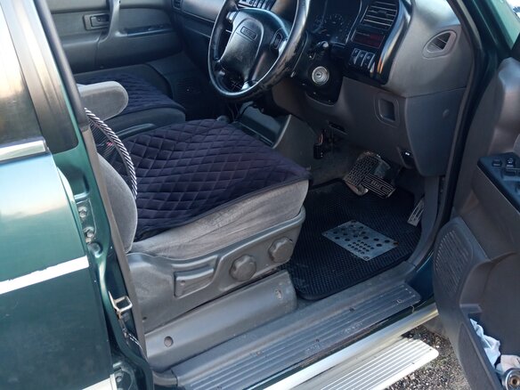 1997 Isuzu Bighorn II, зелёный, 550000 рублей - вид 3
