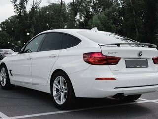 2019 BMW 3 серии Gran Turismo 320d xDrive VI (F3x) Рестайлинг, белый, 3800000 рублей, вид 4