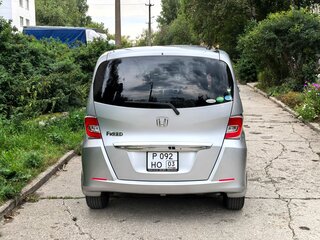 2014 Honda Freed I Рестайлинг 2, серый, 1250000 рублей, вид 4