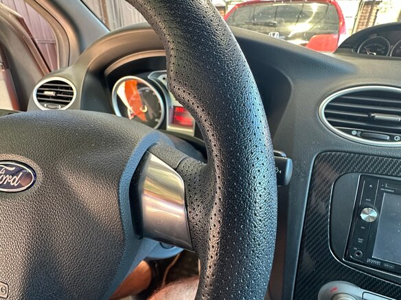 2008 Ford Focus ST II Рестайлинг, оранжевый, 2890000 рублей - вид 2