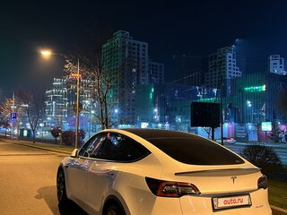 2021 Tesla Model Y Performance I, белый, 3700000 рублей, вид 3