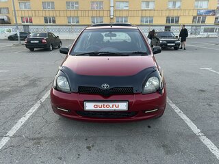 2000 Toyota Vitz I (P10), красный, 450000 рублей, вид 2