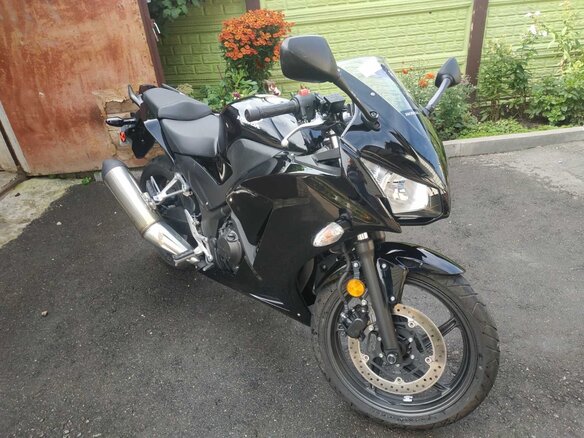 2015 Honda CBR 300R, чёрный, 313000 рублей - вид 2