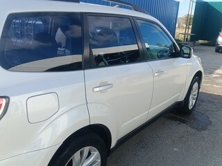 2011 Subaru Forester III Рестайлинг, белый, 1580000 рублей, вид 3