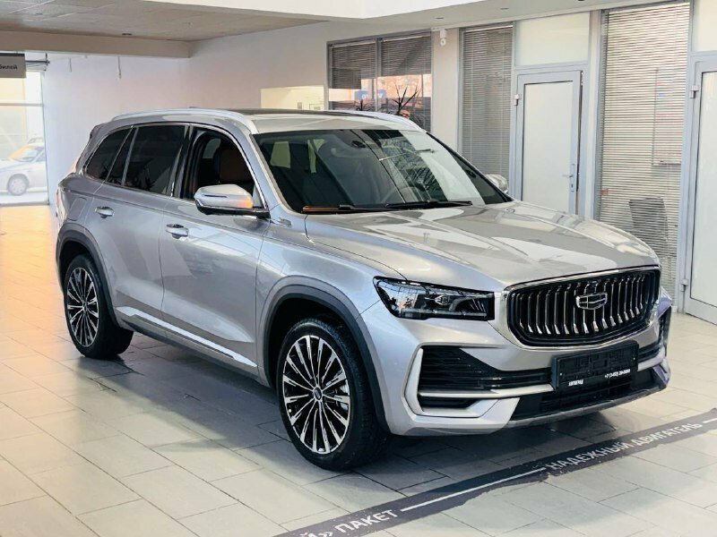 Открыть фотографии: Geely Monjaro I Рестайлинг