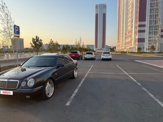 1999 Mercedes-Benz E-Класс 240 II (W210, S210) Рестайлинг, синий, 750000 рублей, вид 1