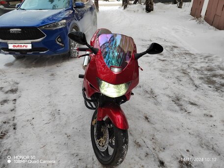 1997 Honda VTR 1000, красный, 400000 рублей, вид 3