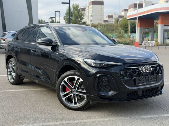2026 Audi Q5 L III (GU), чёрный