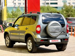 2015 Chevrolet Niva I Рестайлинг, серый, 479999 рублей, вид 4