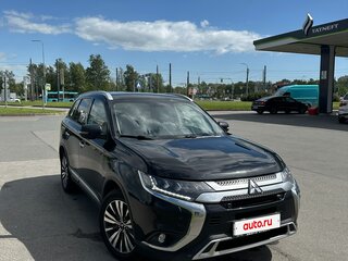 2019 Mitsubishi Outlander III Рестайлинг 3, чёрный, 2235000 рублей, вид 1