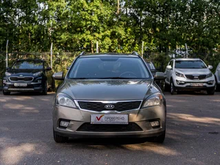2010 Kia Ceed I Рестайлинг, серебристый, 655000 рублей, вид 3