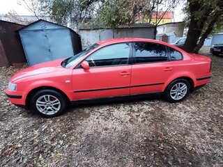 1997 Volkswagen Passat B5, красный, 350000 рублей, вид 3