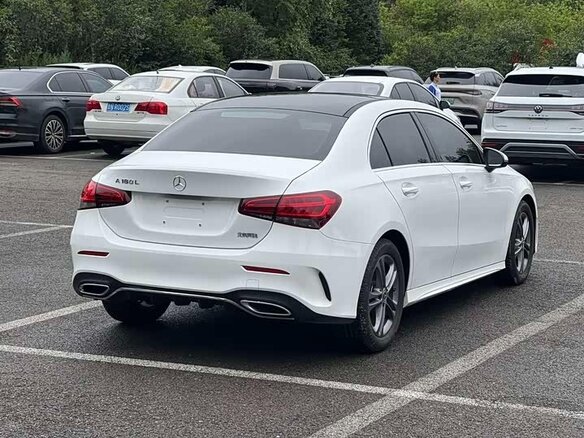 2022 Mercedes-Benz A-Класс 180 Long IV (W177), белый - вид 4