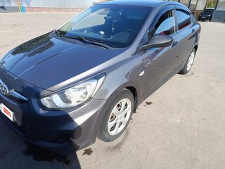 2012 Hyundai Solaris I, чёрный, 670000 рублей, вид 1