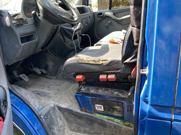 2000 Mercedes-Benz Sprinter, синий, 850000 рублей - вид 7
