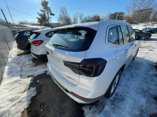 2021 BMW X3 20i xDrive III (G01) Рестайлинг, белый, 6200000 рублей, вид 3