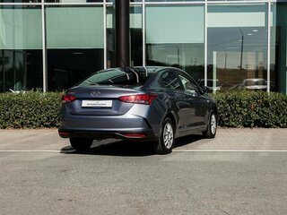 2020 Hyundai Solaris II Рестайлинг, серый, 1450000 рублей, вид 2