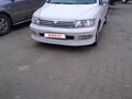 1999 Mitsubishi Chariot Grandis III, белый, 350000 рублей - вид 1