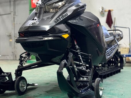 2022 BRP Ski-Doo Summit 850, чёрный, 1650000 рублей, вид 1