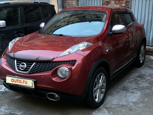 2011 Nissan Juke I, красный, 1150000 рублей