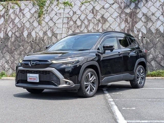 Открыть фотографии: Toyota Corolla Cross I
