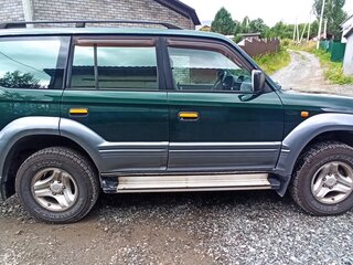 2000 Toyota Land Cruiser Prado 90 Series Рестайлинг, зелёный, 990000 рублей, вид 4