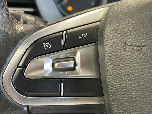 2023 Livan X3 Pro, белый - вид 17