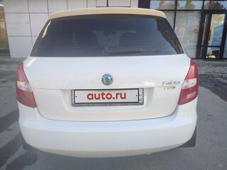 2012 Skoda Fabia II Рестайлинг, белый, 650000 рублей, вид 5