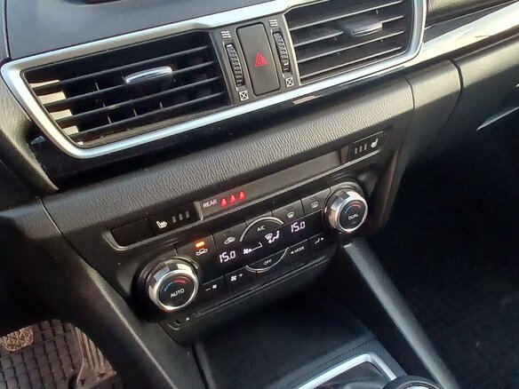 2014 Mazda 3 III (BM), белый, 1050000 рублей - вид 8