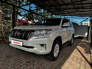 2019 Toyota Land Cruiser Prado 150 Series Рестайлинг 2, белый, 5950000 рублей, вид 1