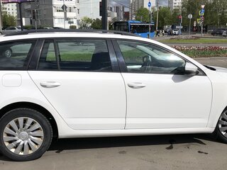 2014 Skoda Octavia III (A7), белый, 915000 рублей, вид 4