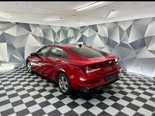 2020 Hyundai Avante VII, красный, 1350000 рублей, вид 3