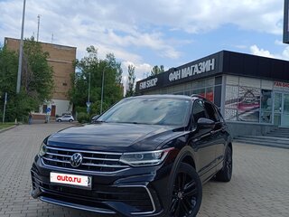 2021 Volkswagen Tiguan Allspace II Рестайлинг, чёрный, 3490000 рублей, вид 2