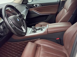 2019 BMW X5 30d IV (G05/G18), белый, 5450000 рублей, вид 5