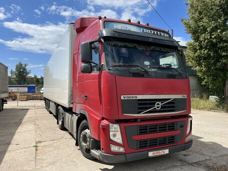 2011 Volvo FH, пурпурный, 5500000 рублей, вид 1