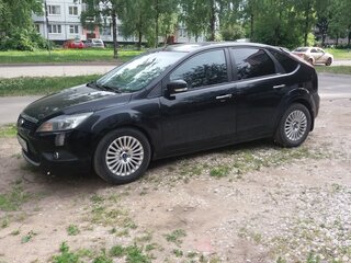 2011 Ford Focus II Рестайлинг, чёрный, 560000 рублей, вид 2