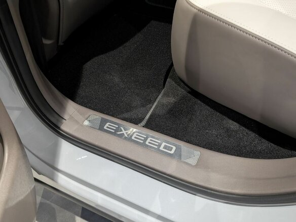 2025 Exeed RX, серый, 4893008 рублей - вид 20