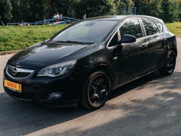 2011 Opel Astra J, чёрный, 950000 рублей - вид 1