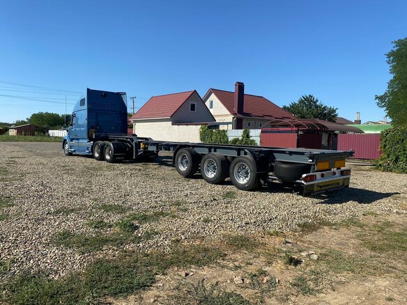 2003 Volvo VNL, синий, 3500000 рублей - вид 4