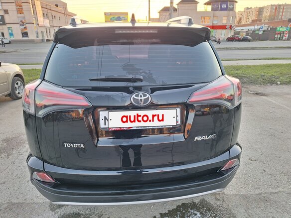 2017 Toyota RAV4 IV (XA40) Рестайлинг, чёрный, 2050000 рублей - вид 12