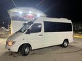 2001 Mercedes-Benz Sprinter, белый, 1500000 рублей - вид 1