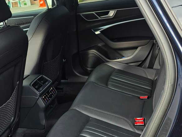 2020 Audi A6 45 TFSI V (C8), синий, 4200000 рублей - вид 16