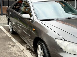 2004 Toyota Camry V (XV30), серебристый, 800000 рублей, вид 4