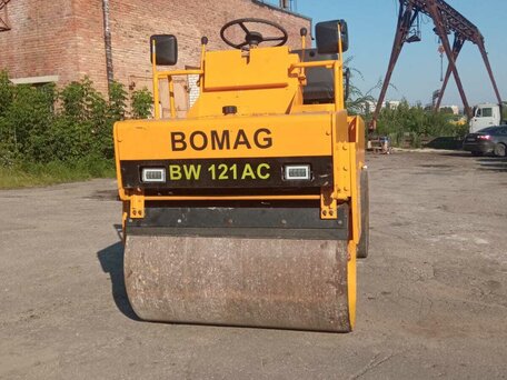 1998 Bomag BW 121, жёлтый, 1350000 рублей, вид 2