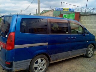 1999 Nissan Serena II (C24), синий, 330000 рублей, вид 2