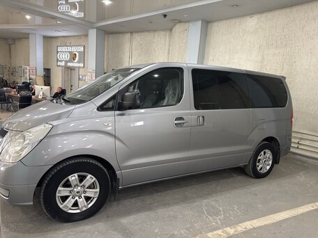 2012 Hyundai Grand Starex I, серый, 1249000 рублей, вид 3