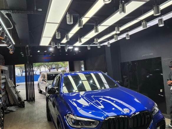 2021 BMW X6 M III (F96), синий, 12000000 рублей - вид 10