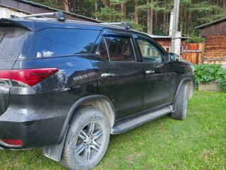 2022 Toyota Fortuner II Рестайлинг, чёрный, 4500000 рублей, вид 4